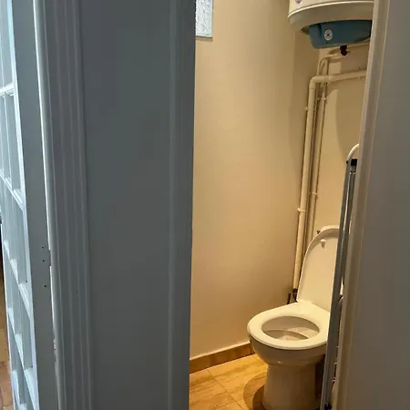 17e شقة باريس